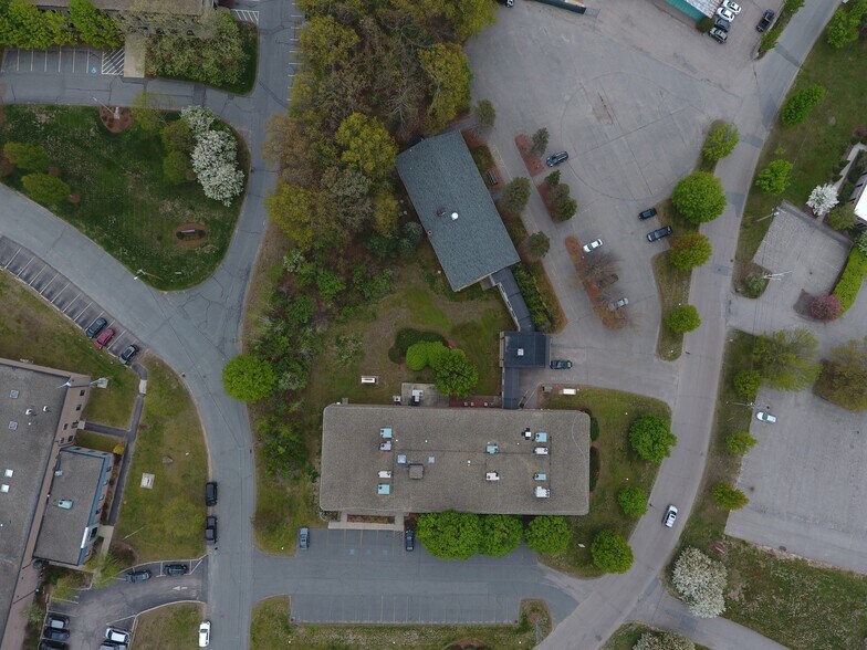 87-125 Jeffrey Ave, Holliston, MA à louer - Photo du bâtiment - Image 2 de 12