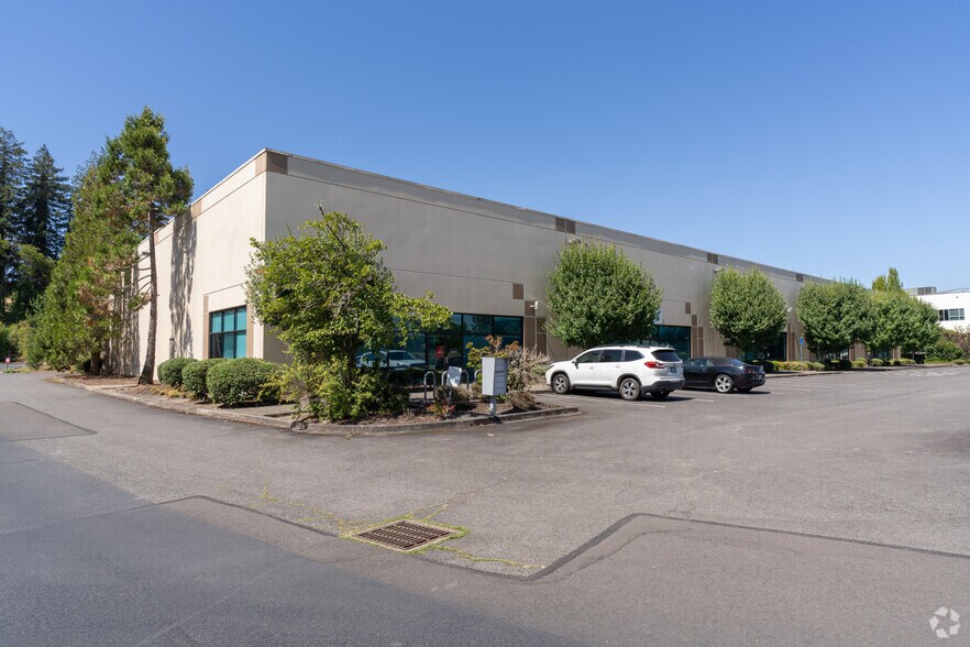 3995 Fairview Industrial Dr, Salem, OR à louer - Photo principale - Image 1 de 4
