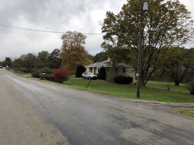 More details for 107 Overbrook Rd, Valencia, PA - Land for Lease