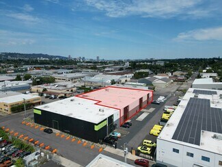 Plus de détails pour 4920 SE 26th Ave, Portland, OR - Industriel à vendre