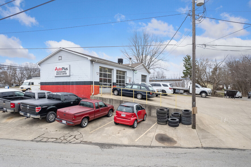 100 S Main St, Peebles, OH for sale - Building Photo - Image 3 of 5