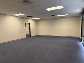 2005 Evergreen Ave, Modesto, CA for lease Interior Photo- Image 2 of 15