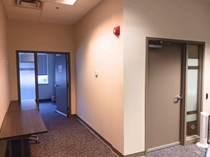 145 Government Rd W, Kirkland Lake, ON à louer Photo intérieure- Image 1 de 4