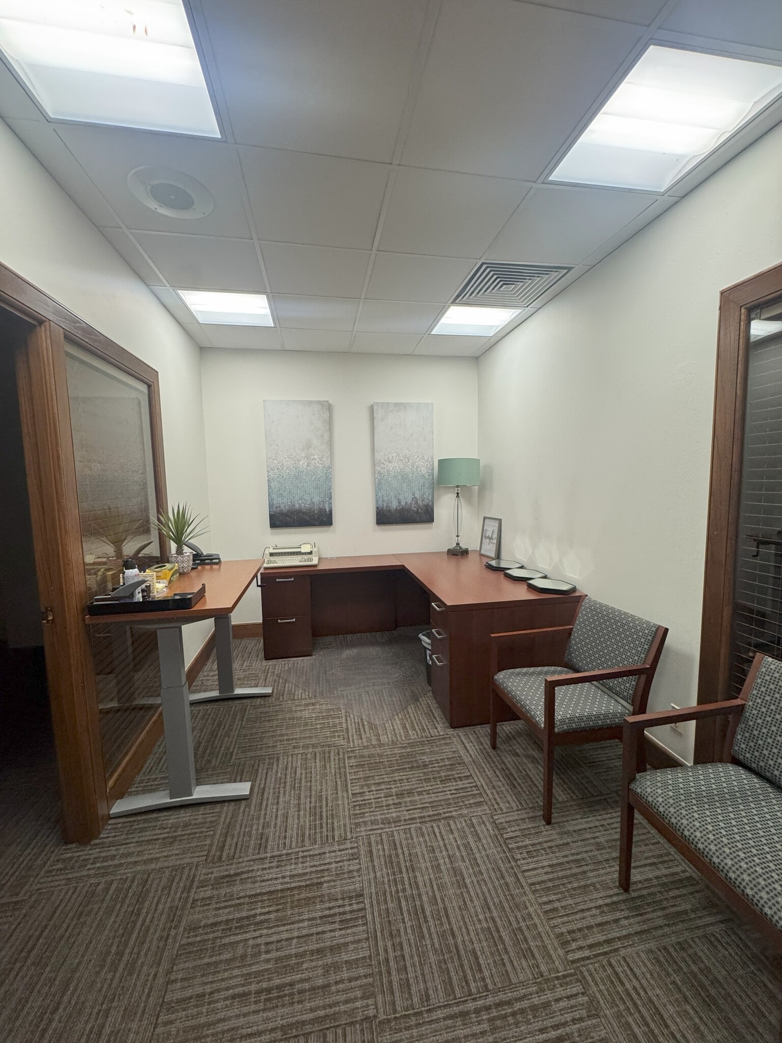 133 NW 8th St, Oklahoma City, OK for lease Interior Photo- Image 1 of 8