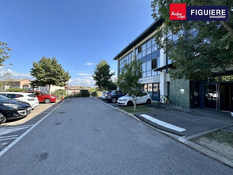 75 Rue Paul Sabatier, Aix-en-Provence à vendre - Photo du bâtiment - Image 2 de 9