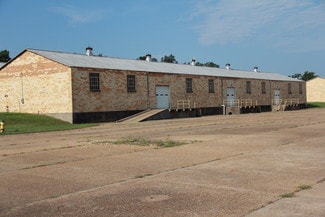 More details for 556 Elm Cir, Hooks, TX - Office, Industrial for Lease