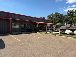 204 S Walnut St, Hico, TX for lease Interior Photo- Image 2 of 5
