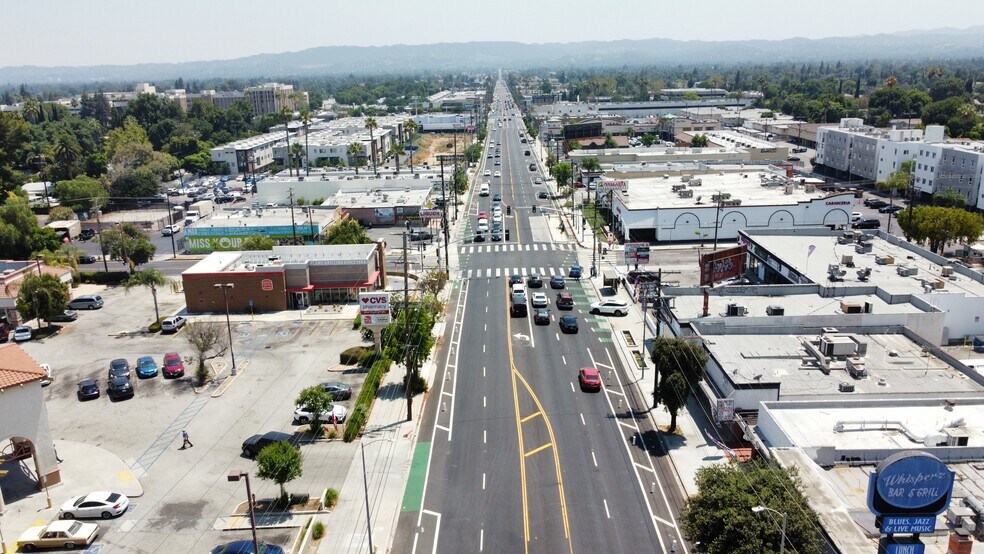 8501-8511 Reseda Blvd, Northridge, CA à louer - Photo du bâtiment - Image 2 de 10