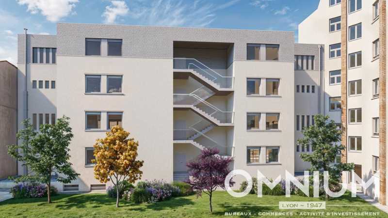 Office in Lyon for sale - Building Photo - Image 1 of 9