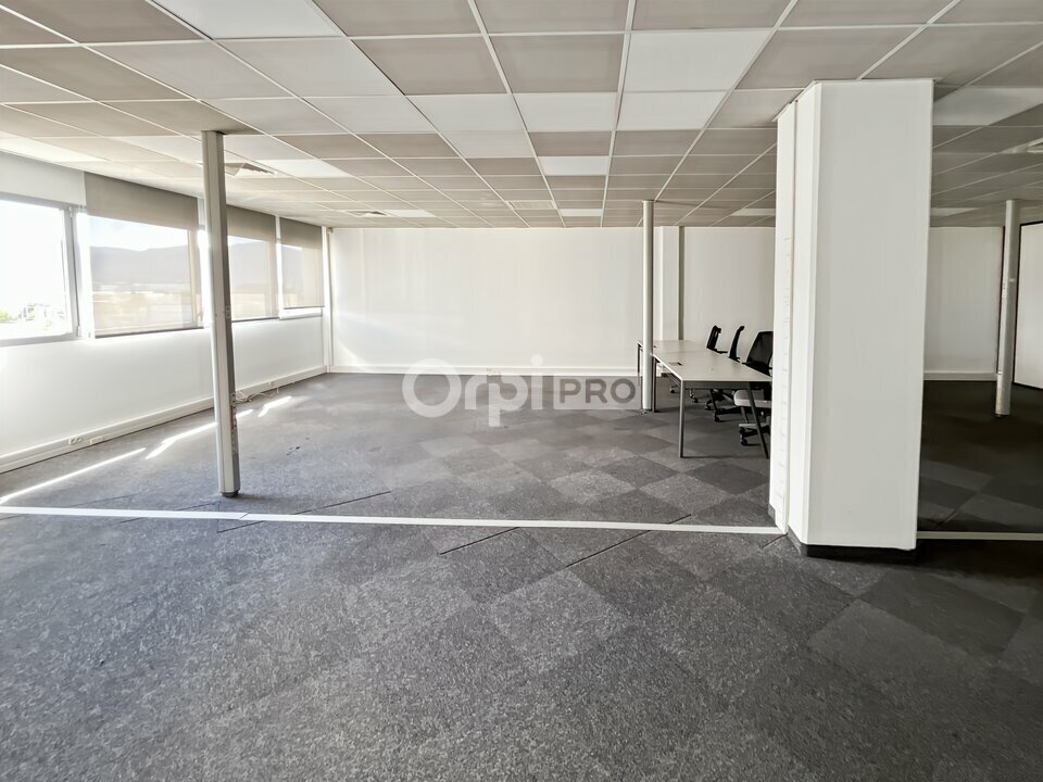 Bureau dans Aubagne à louer Photo intérieure- Image 1 de 9