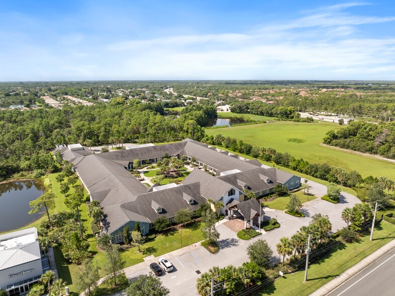 500 SE Indian St, Stuart, FL for sale - Building Photo - Image 1 of 22