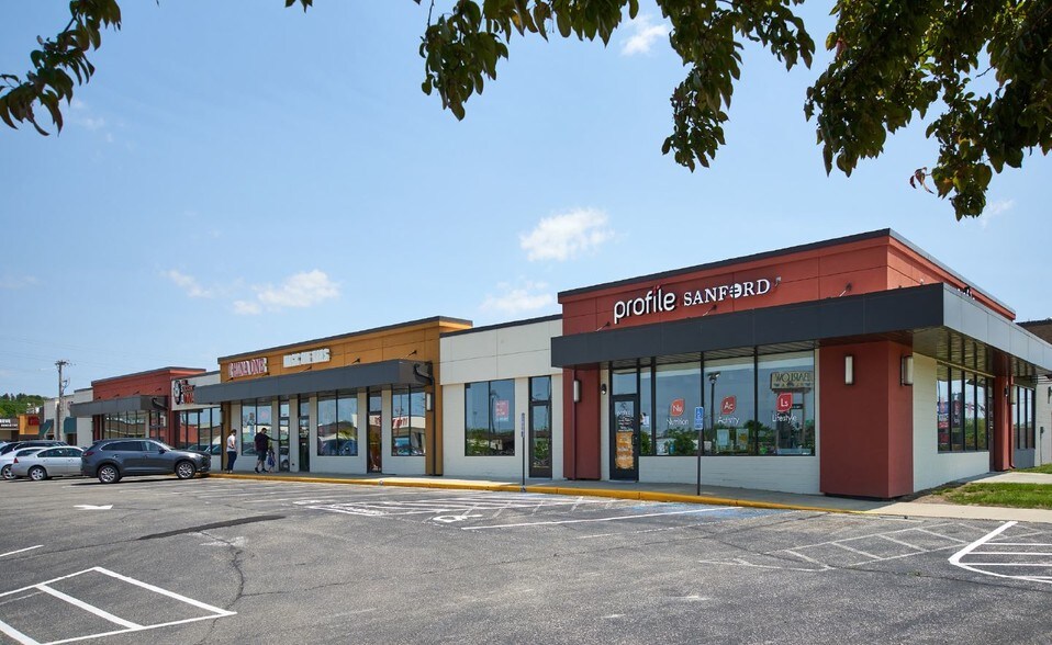 1101-1399 6th St NW, Rochester, MN à louer - Photo du bâtiment - Image 2 de 3