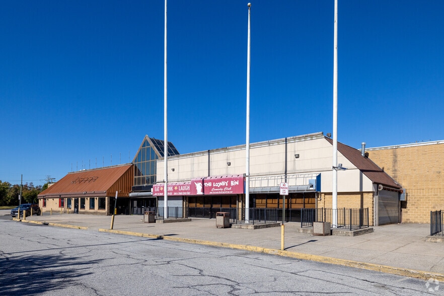 4200 Victory Blvd, Staten Island, NY for sale - Building Photo - Image 3 of 4