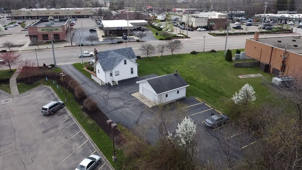 3230 Dayton Xenia Rd, Dayton, OH à louer - Photo du bâtiment - Image 2 de 3