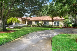 Plus de détails pour 400 SE Flamingo Ave, Stuart, FL - Bureau à vendre