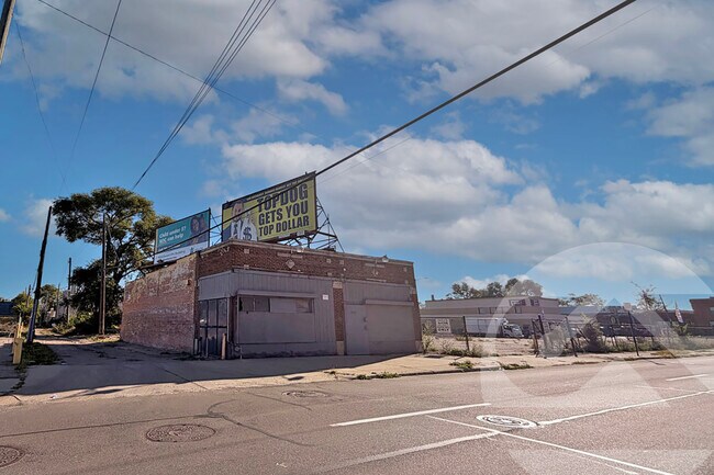 Plus de détails pour 6526 John R St, Detroit, MI - Commerce de détail à vendre