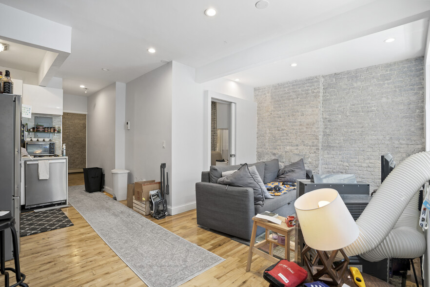 85 Clay St, Brooklyn, NY for sale - Building Photo - Image 1 of 1