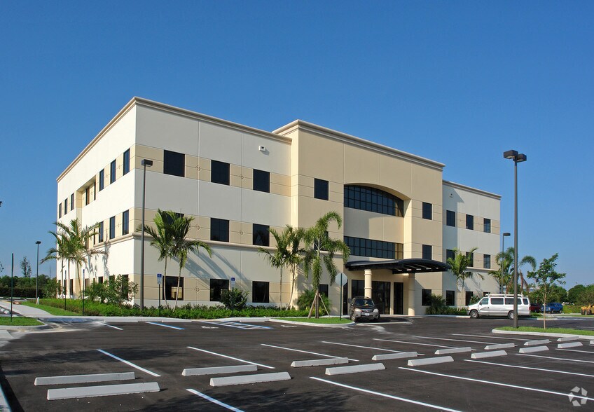 2964 N State Road 7, Margate, FL à louer - Photo du bâtiment - Image 2 de 10