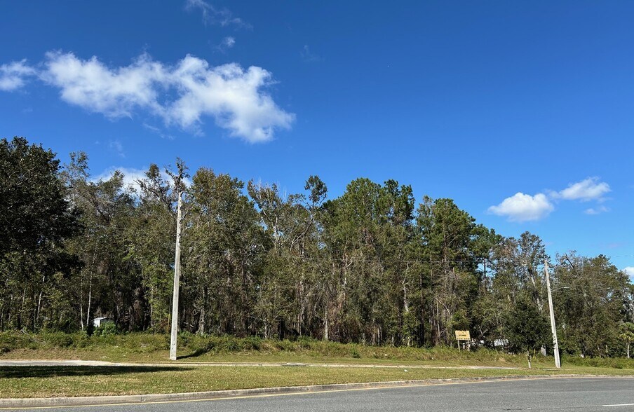 SW SR-47, Lake City, FL à vendre - Photo du bâtiment - Image 3 de 5
