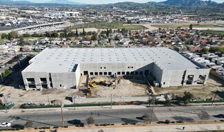 Plus de détails pour 939 S Inland Center Dr, San Bernardino, CA - Industriel à louer