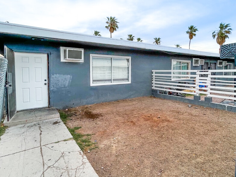 2204 Sunrise Ave, Las Vegas, NV for sale - Building Photo - Image 2 of 21