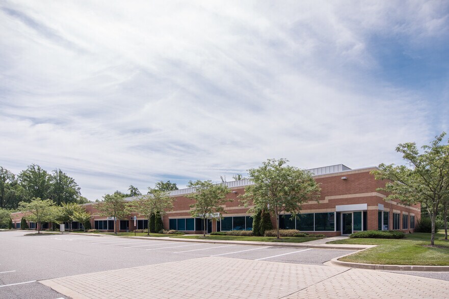 7750 Montpelier Rd, Laurel, MD à louer - Photo du bâtiment - Image 2 de 3