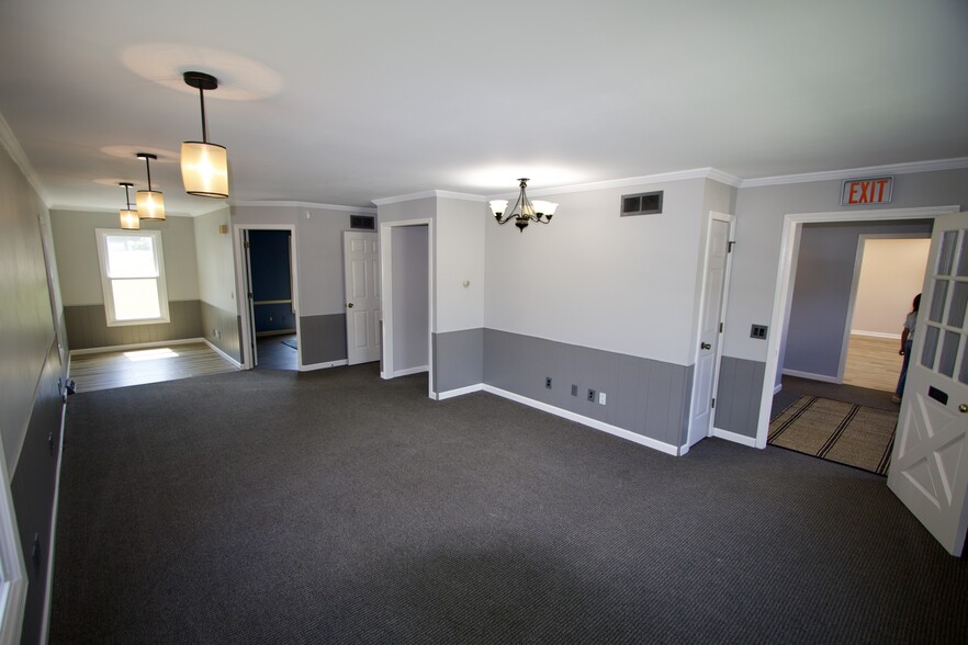 123 N Jackson St, Janesville, WI for sale - Building Photo - Image 3 of 24