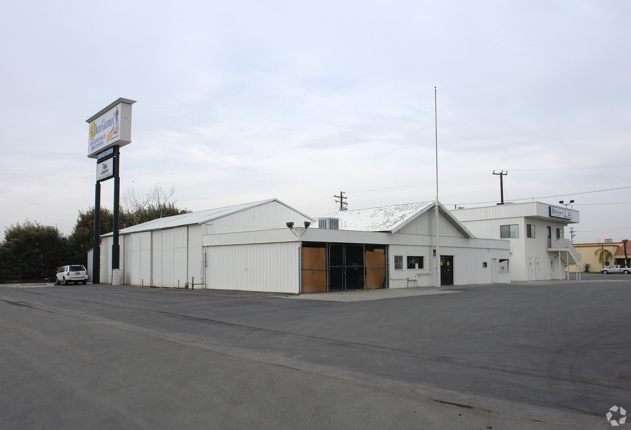 3775 Buck Owens Blvd, Bakersfield, CA for sale Primary Photo- Image 1 of 1