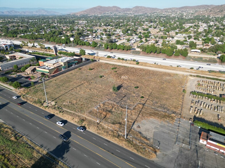 3001 Hamner Ave, Norco, CA for sale - Building Photo - Image 2 of 2