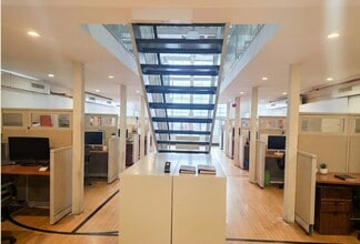 236 Second Ave, New York, NY for lease Interior Photo- Image 2 of 5