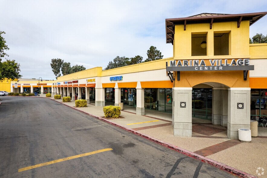 801-947 Marina Village Pky, Alameda, CA à louer - Photo du bâtiment - Image 2 de 4