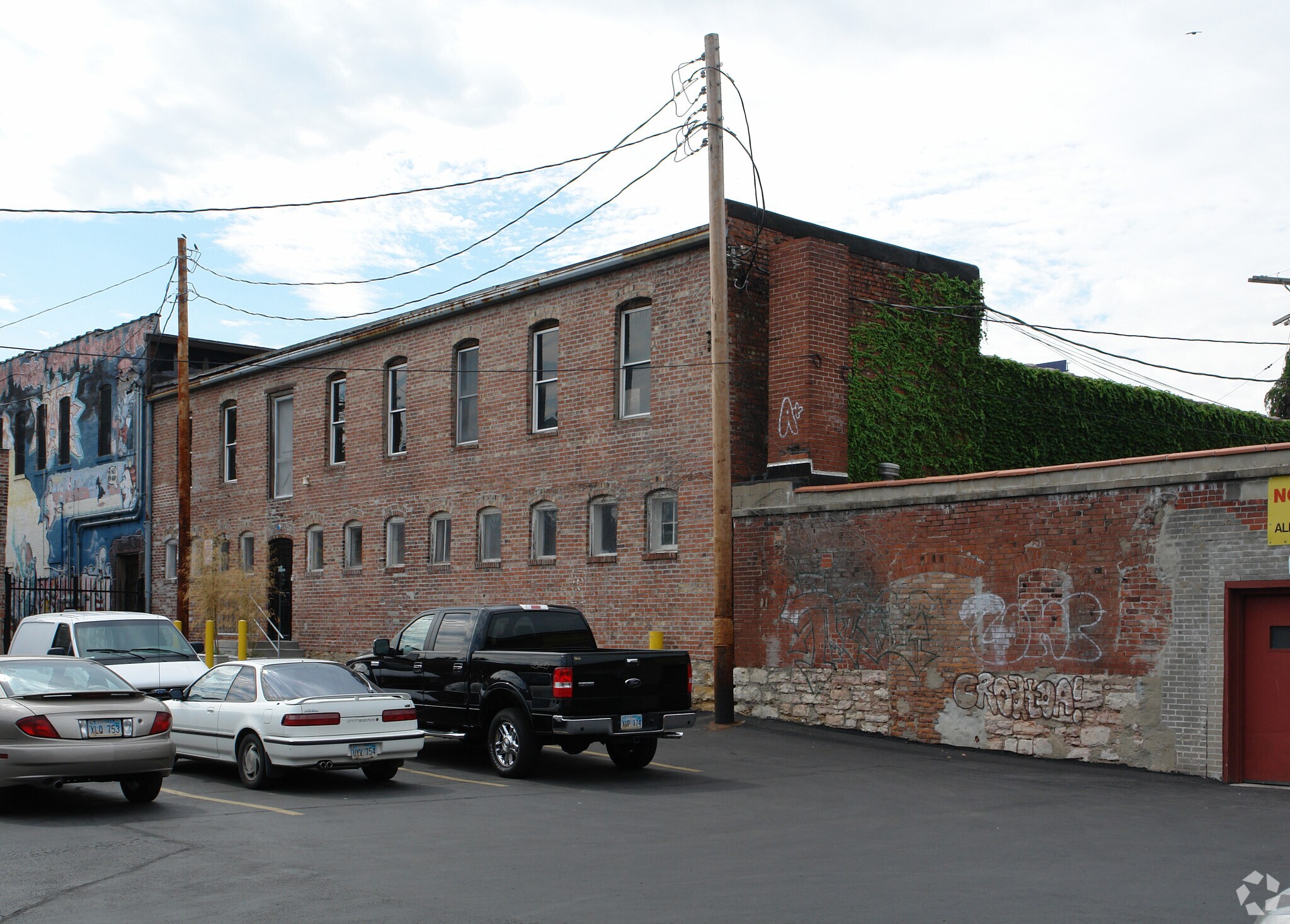 325 W 40th St, Kansas City, MO à louer Photo principale- Image 1 de 5