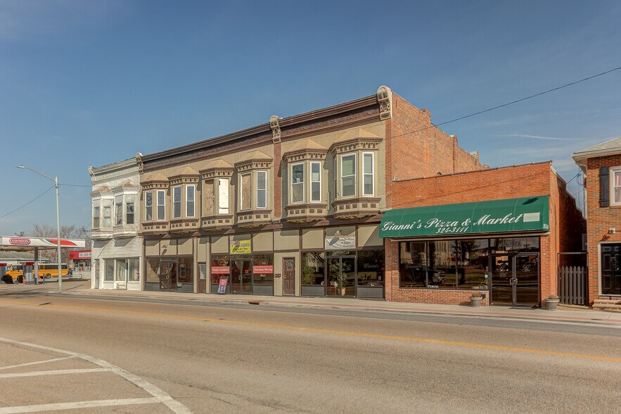 121 E Union Ave, Litchfield, IL à vendre - Photo du bâtiment - Image 1 de 1