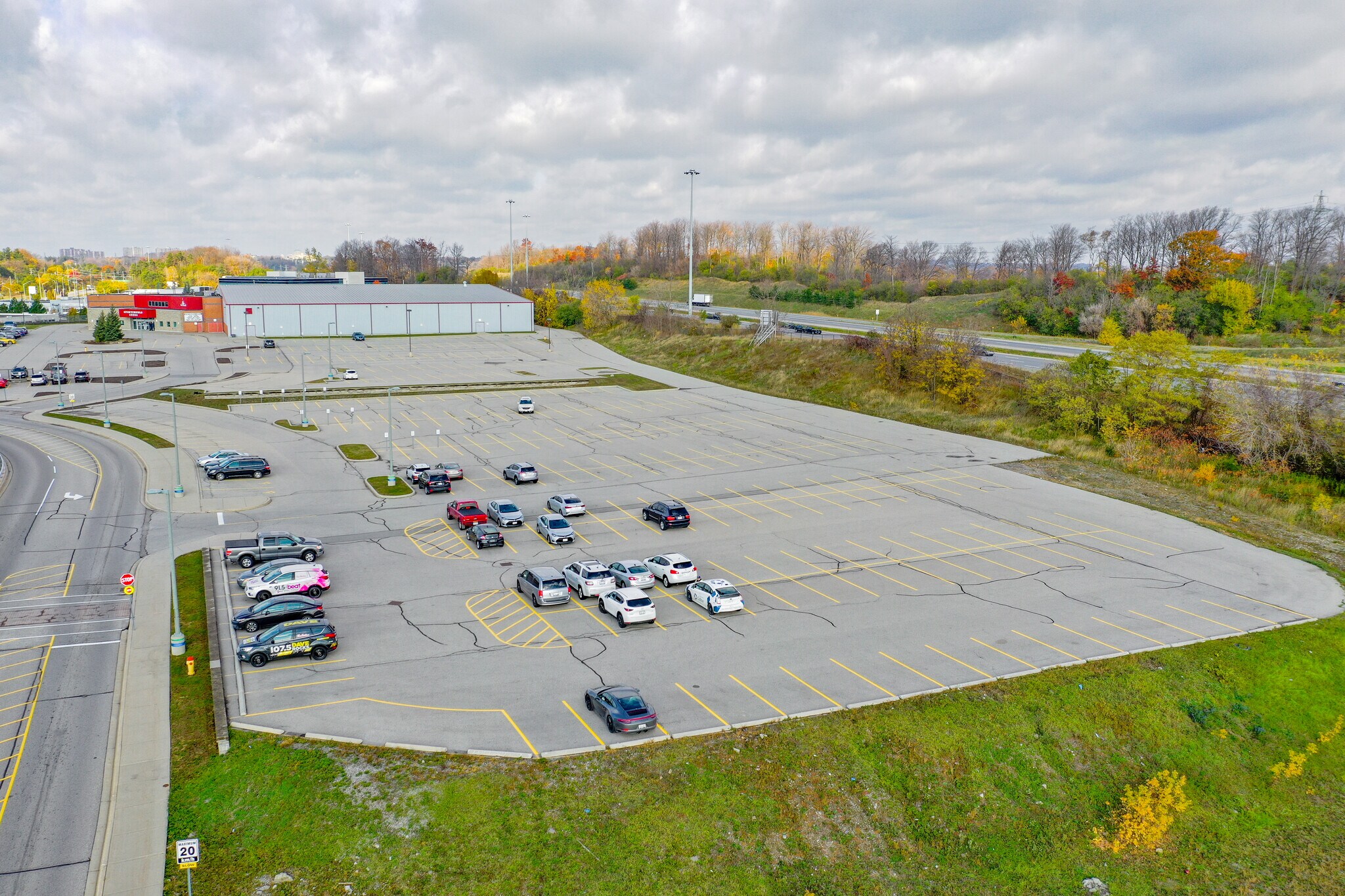 Sportsworld Crossing Rd, Kitchener, ON for sale Building Photo- Image 1 of 1