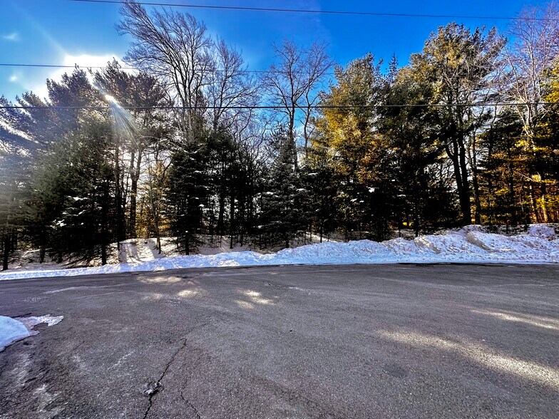 Rt 611 & Rose St, Scotrun, PA à vendre - Photo du bâtiment - Image 3 de 9