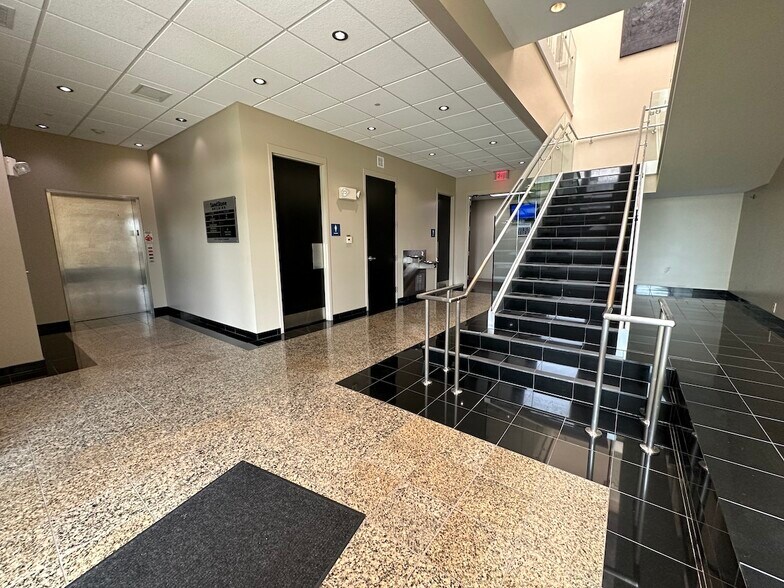 3270 Folkways Blvd, Lincoln, NE à vendre - Photo du bâtiment - Image 3 de 16