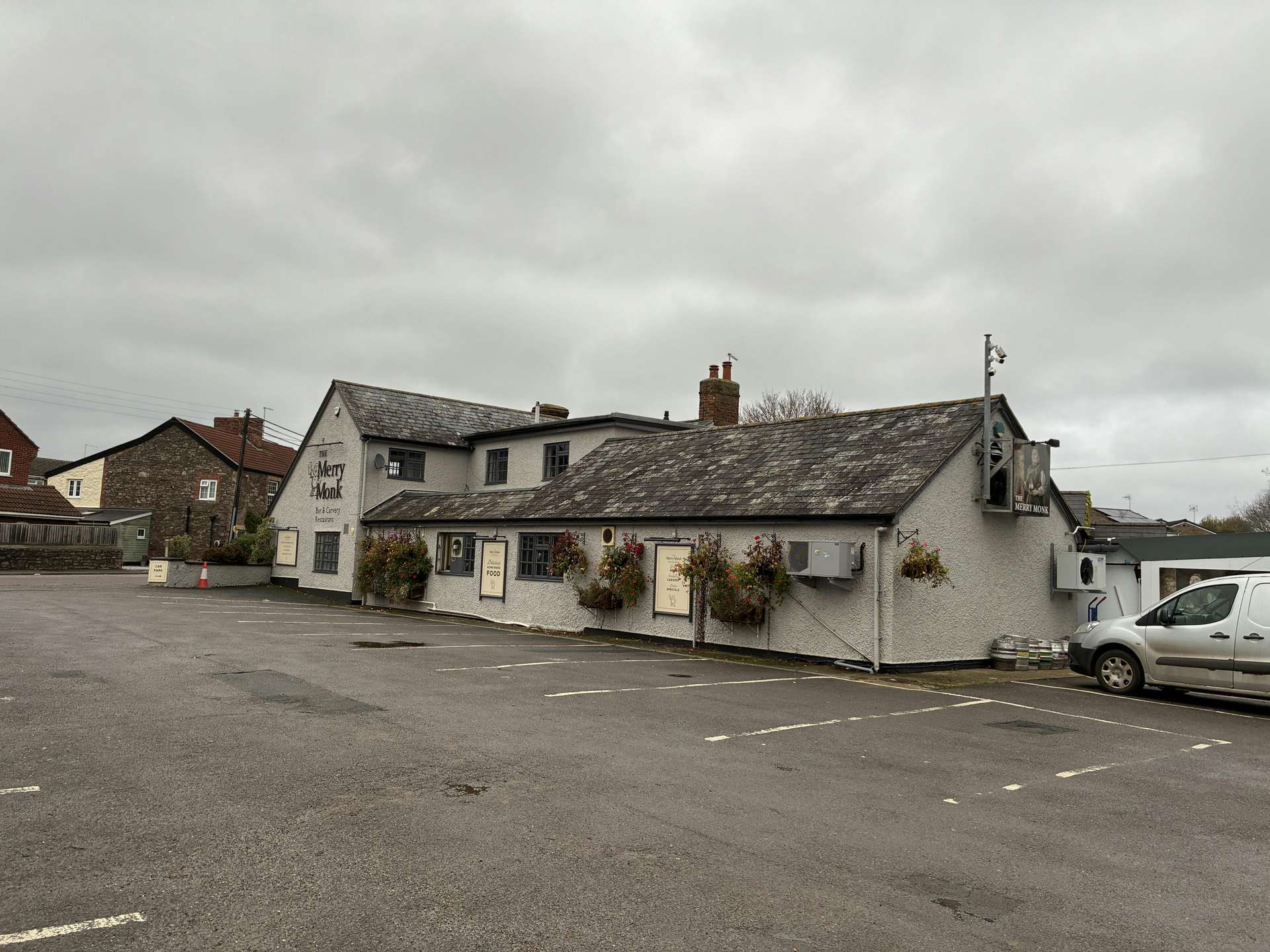 Monkton Heathfield Rd, Taunton for sale Primary Photo- Image 1 of 13