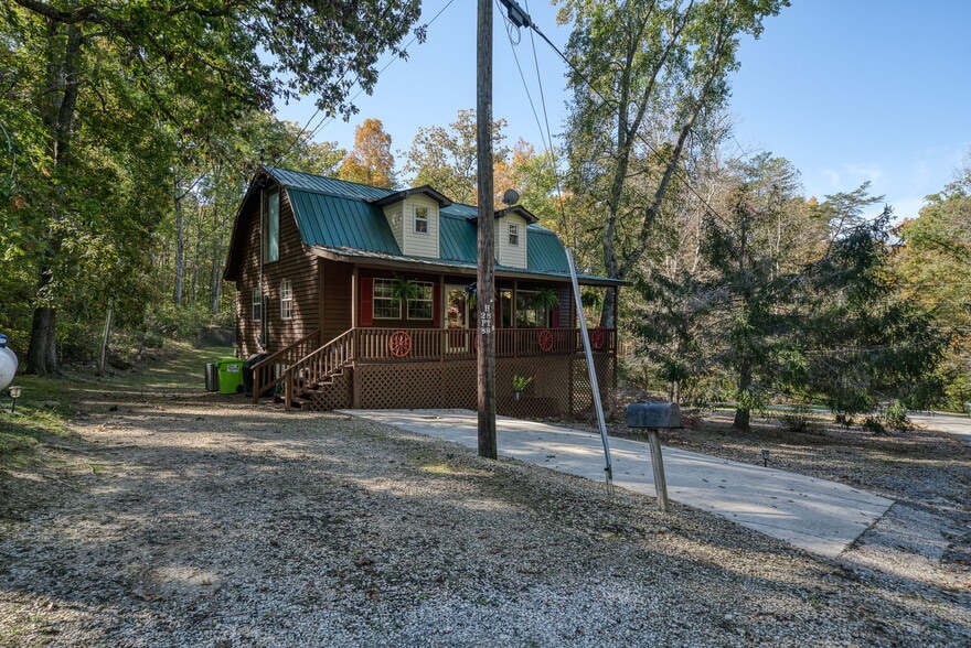 279 Siever Rd, Crossville, TN à vendre - Photo du bâtiment - Image 2 de 42