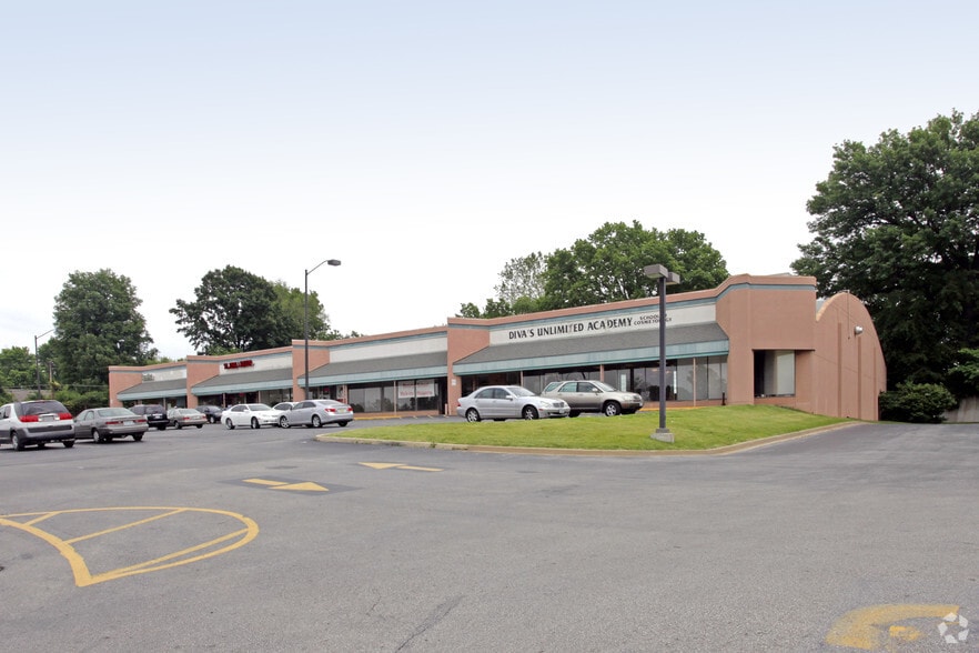3304-3318 Brown Rd, Saint Louis, MO for lease - Primary Photo - Image 1 of 6