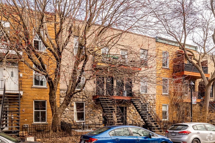 4613-4621 St Parthenais, Montréal, QC à vendre - Photo du bâtiment - Image 2 de 2