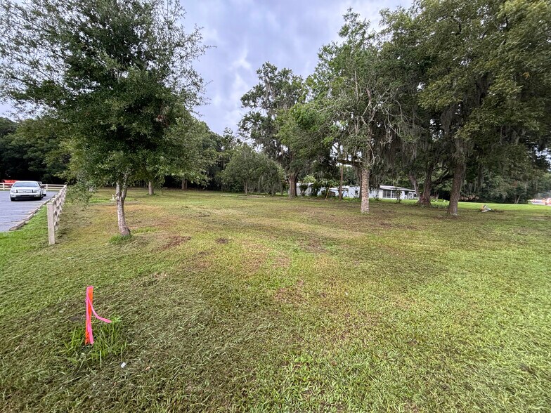 12845 NE Jacksonville Rd, Anthony, FL à vendre - Photo du bâtiment - Image 3 de 13