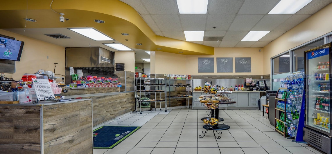 1015 Crocker St, Los Angeles, CA 90021 - Unité 02 -  - Photo intérieure - Image 2 of 2