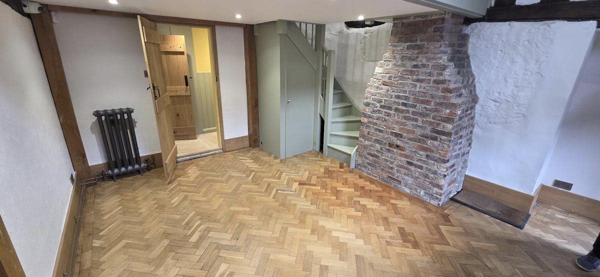 3 High St, Alfriston for lease Interior Photo- Image 1 of 4