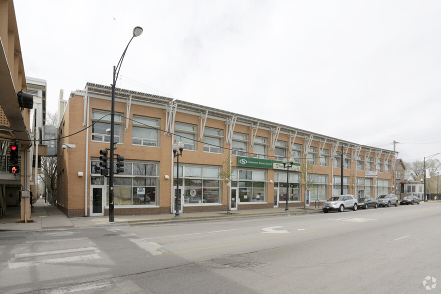 304-316 N Pulaski St, Chicago, IL for lease - Building Photo - Image 3 of 10