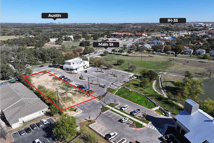 835 Main St, Buda, TX à louer - Photo du bâtiment - Image 2 de 8