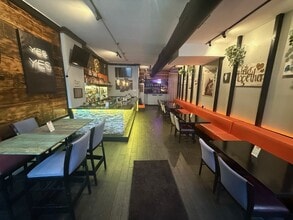 1421 W Chicago Ave, Chicago, IL for lease Interior Photo- Image 2 of 8