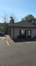 233 Oil Well Rd, Jackson, TN for lease Building Photo- Image 1 of 1