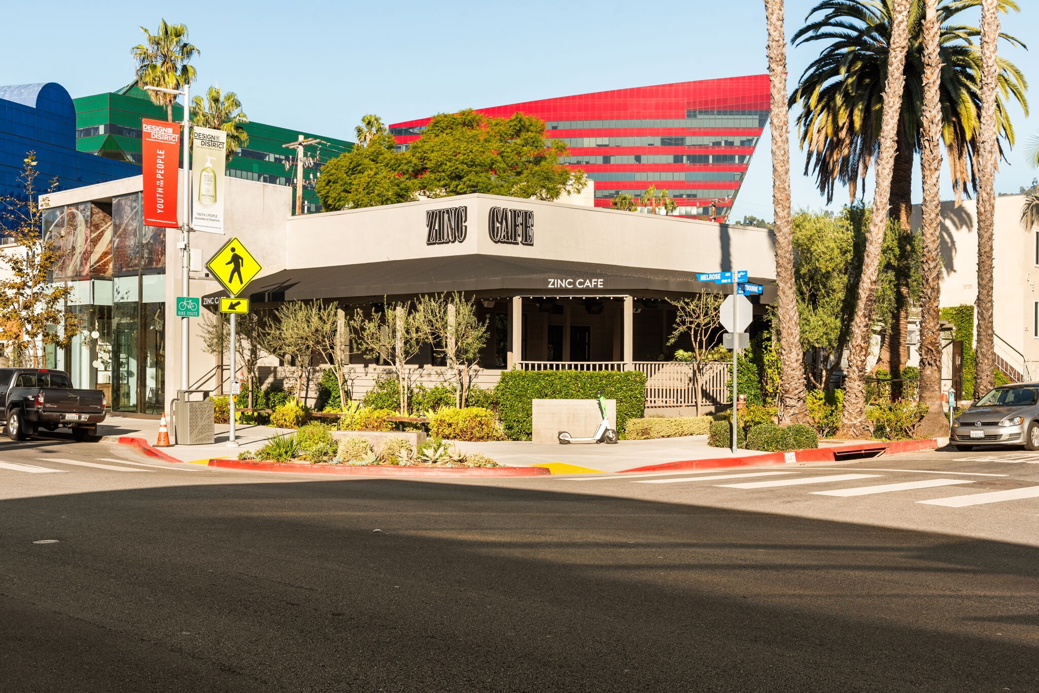 8607 Melrose Ave, West Hollywood, CA for lease Primary Photo- Image 1 of 10