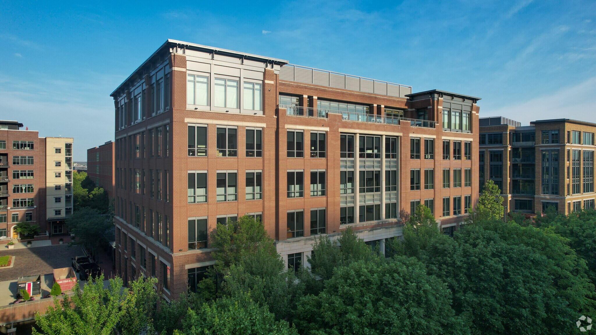 325 John H McConnell Blvd, Columbus, OH à louer Photo principale- Image 1 de 13