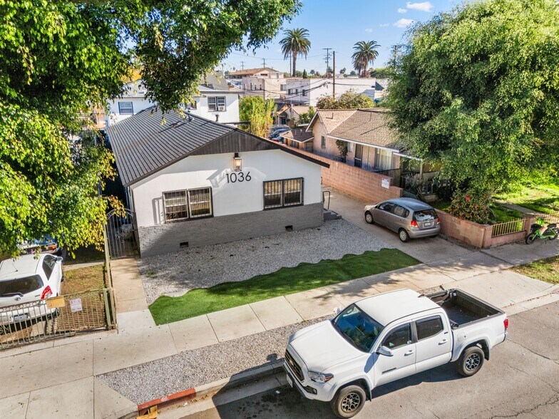1036 Cherry Ave, Long Beach, CA à vendre - Photo du bâtiment - Image 2 de 15